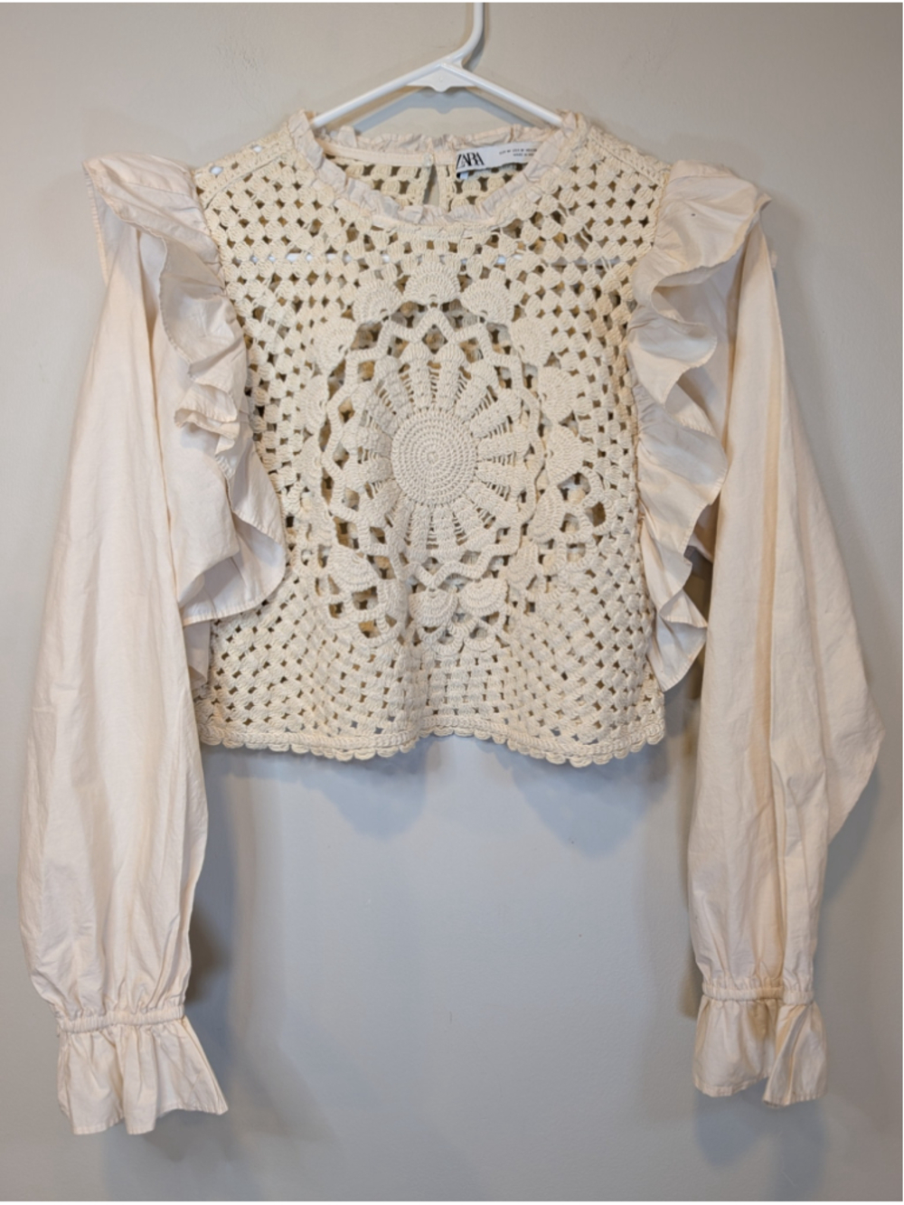 Zara Crochet Ruffled Long Sleeve Blouse Top Ecru Cream Cottagecore Medium
